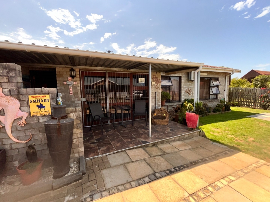 3 Bedroom Property for Sale in Noorsekloof Eastern Cape